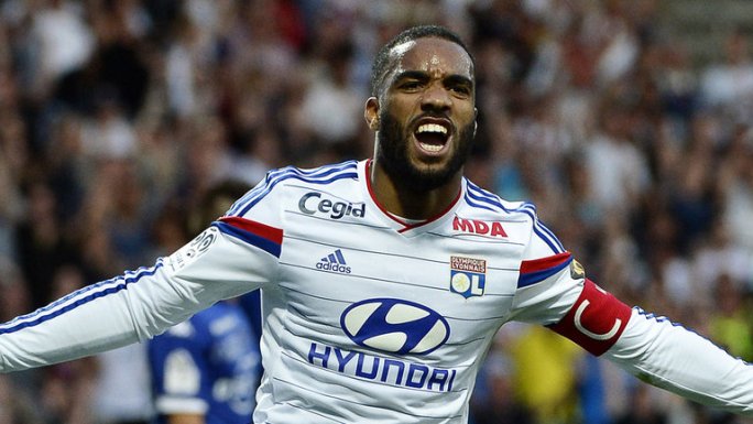 alexandre-lacazette-football-lyon_3297795